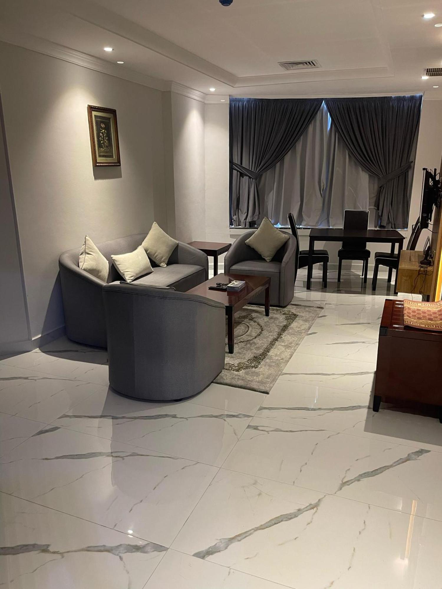 כוויית Continental Suite Farwaniya מראה חיצוני תמונה